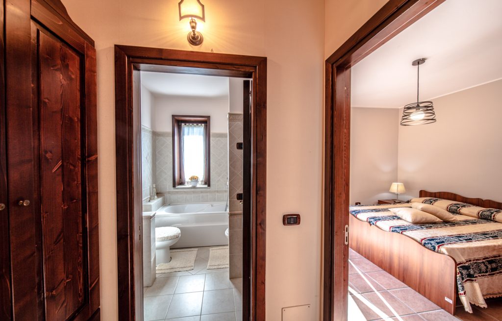 Bagno del primo piano Villa Lara Sicilia